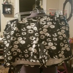 Plus size floral shorts